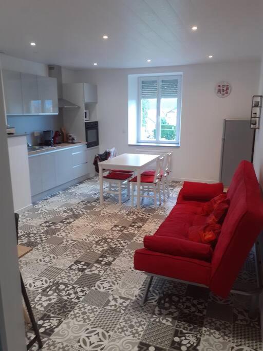 Frasne Logement Entier. Gite Les Brimbelles Esterno foto